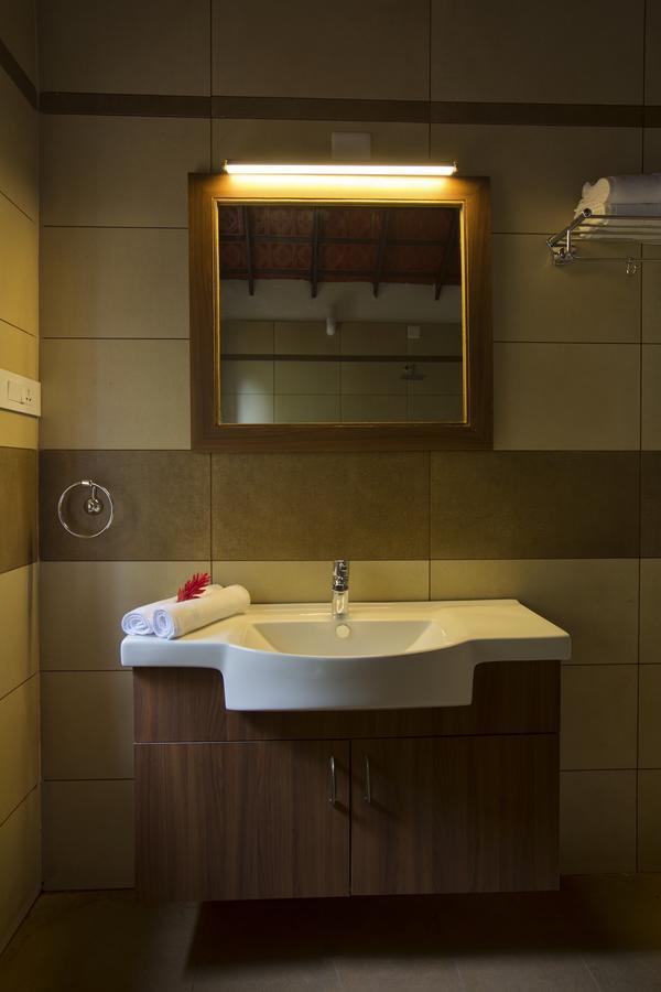 อาฟเตอร์ เดอะ เรน Hotel Meppadi ภายนอก รูปภาพ